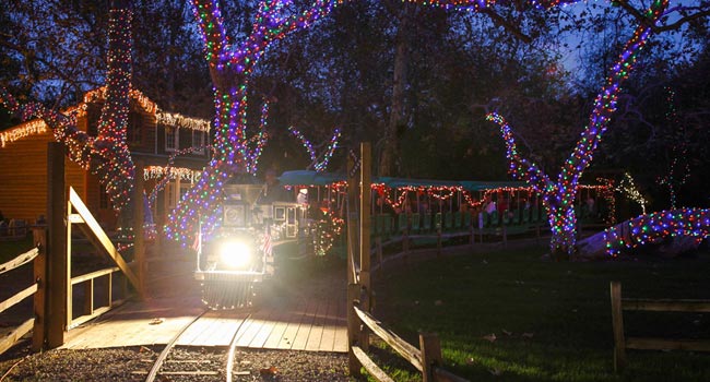Christmas Train Irvine Park Railroad