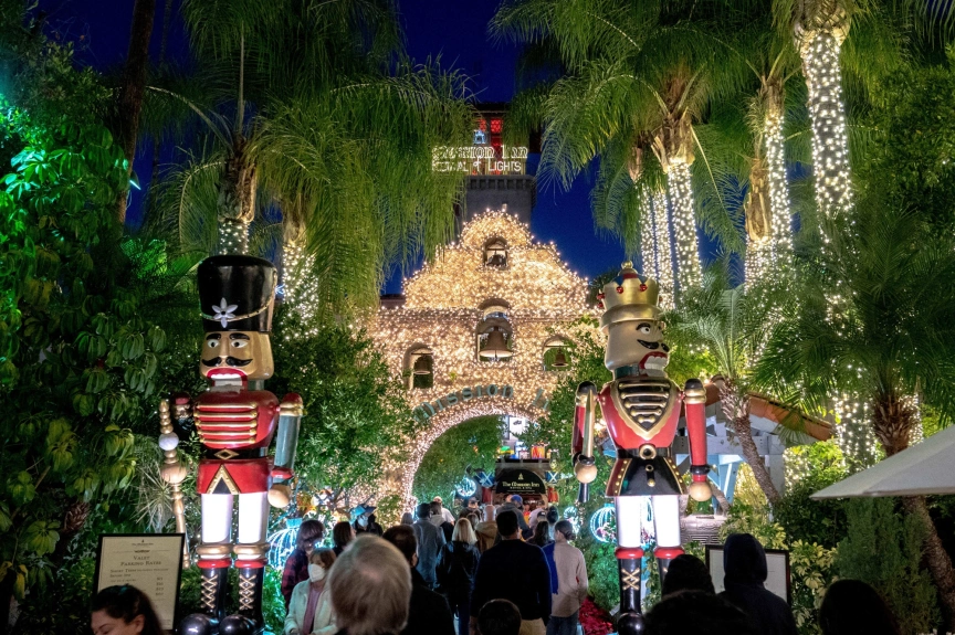 Lightscape; Ice Rink​​s; Lights At The Lakes​: SoCal Weekend