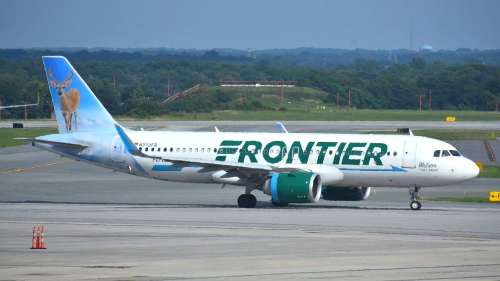 Frontier Airlines ends live phone customer support: How does affect Harry Reid International Airport