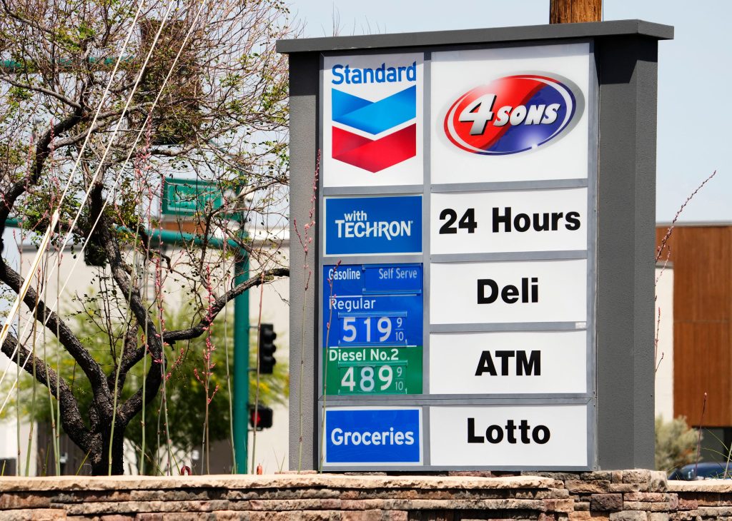 Arizona gas prices remain steady while other states see significant